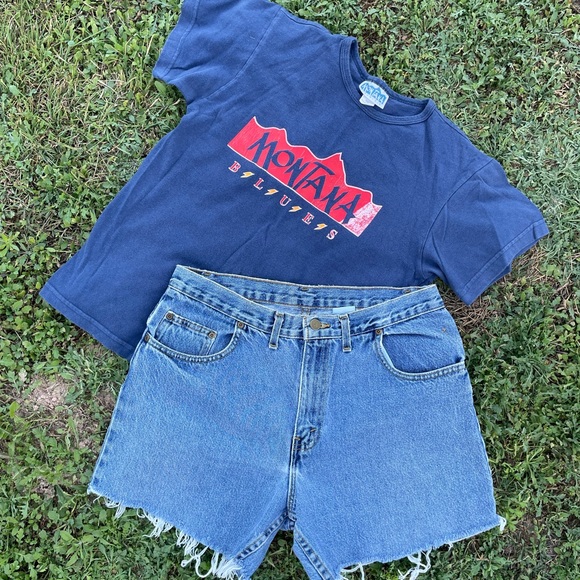 Vintage Y2k Montana Blues dark blue tee - Picture 9 of 14